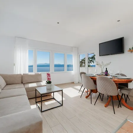 Apartment Panorama